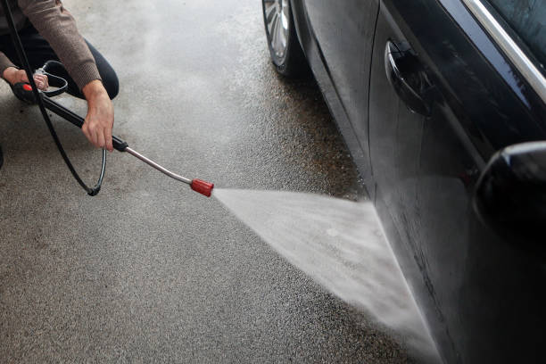 Best Garage Pressure Washing  in Poulsbo, WA